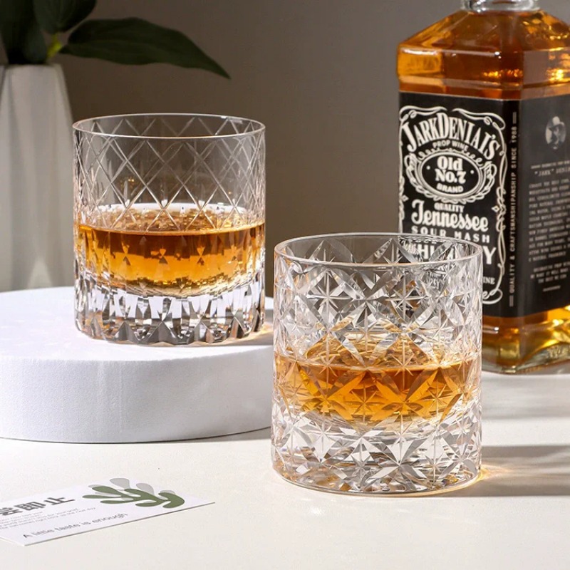 Wine Beer Spirits - Handgemaakt whiskyglas Edo Cut kristalglas licht